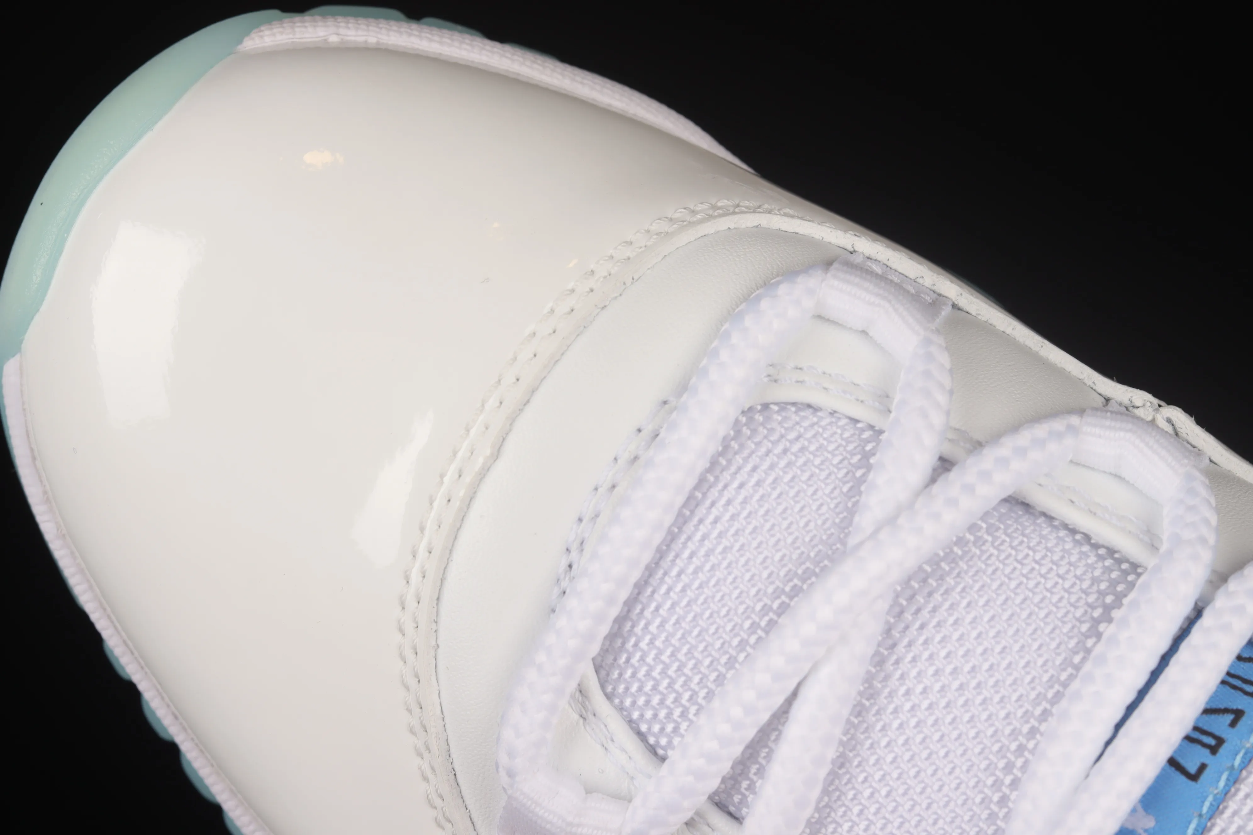 All categories Air Jordan Jordan series basketball shoes Air Jordan 11 F version Air Jordan 11 Low "Legend Blue" AJ11 Joe 11 Legend Blue Low-top top layer Real standard real carbon Sports culture basketball shoes AV2187-117